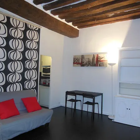 Centre 2 Apartman *